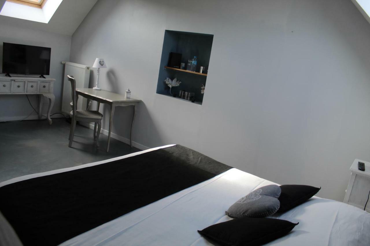 L'Heure Bleue Gites Et Chambres D'Hotes Givenchy-en-Gohelle エクステリア 写真